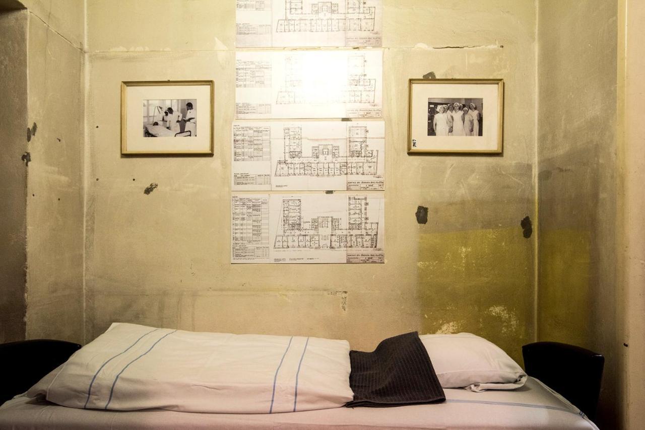 Хостел Franz Kafka Spital Брно Экстерьер фото