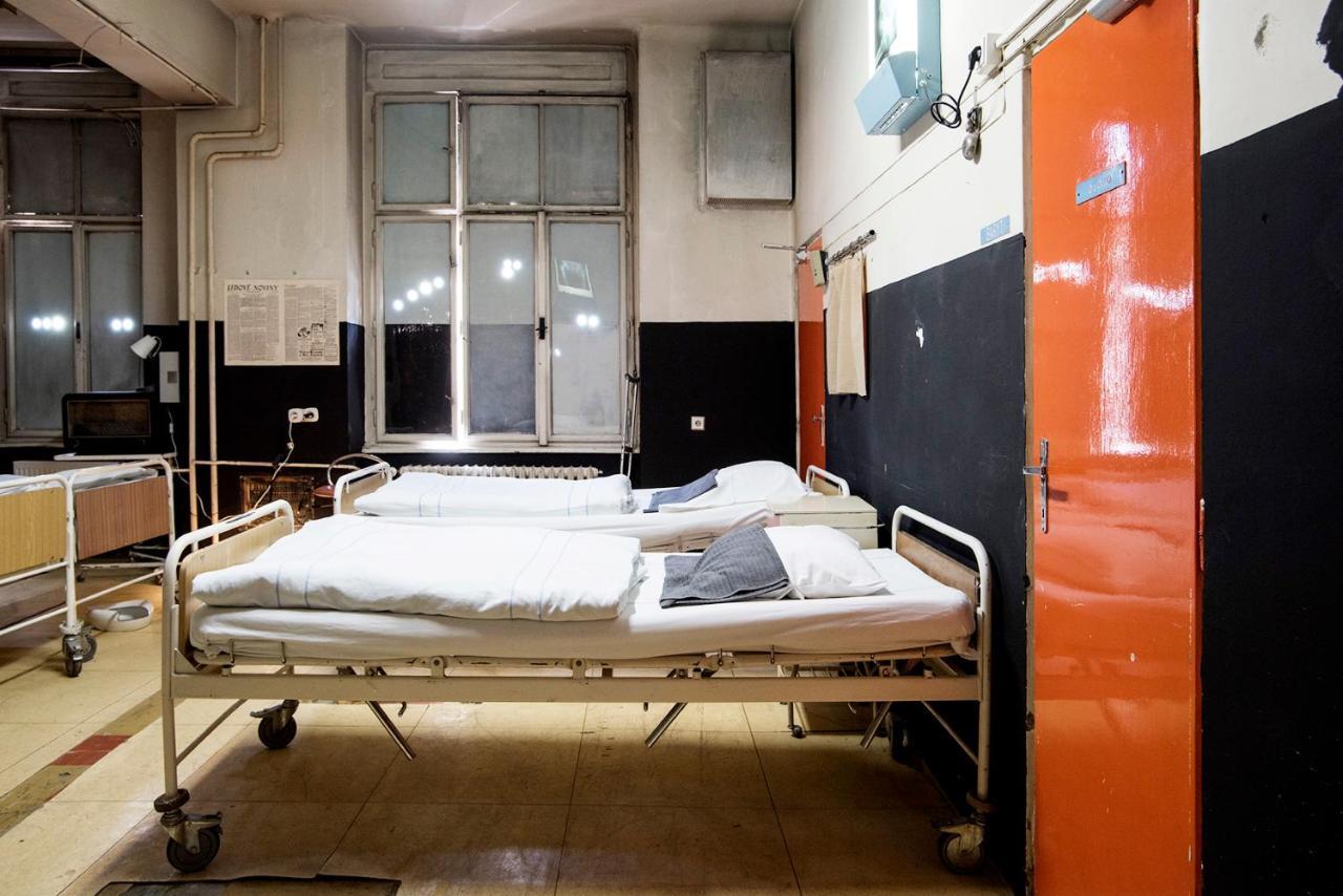 Хостел Franz Kafka Spital Брно Экстерьер фото